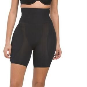 CURVE NECESSITIES Black Padded Hip Waist Slimmer
Sz M NWT